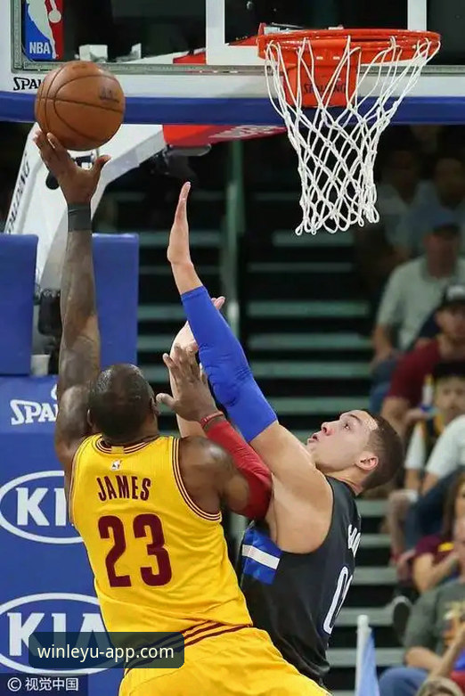 乐鱼体育手机版下载 3个关键转折点:深度复盘骑士险胜魔术的攻防博弈